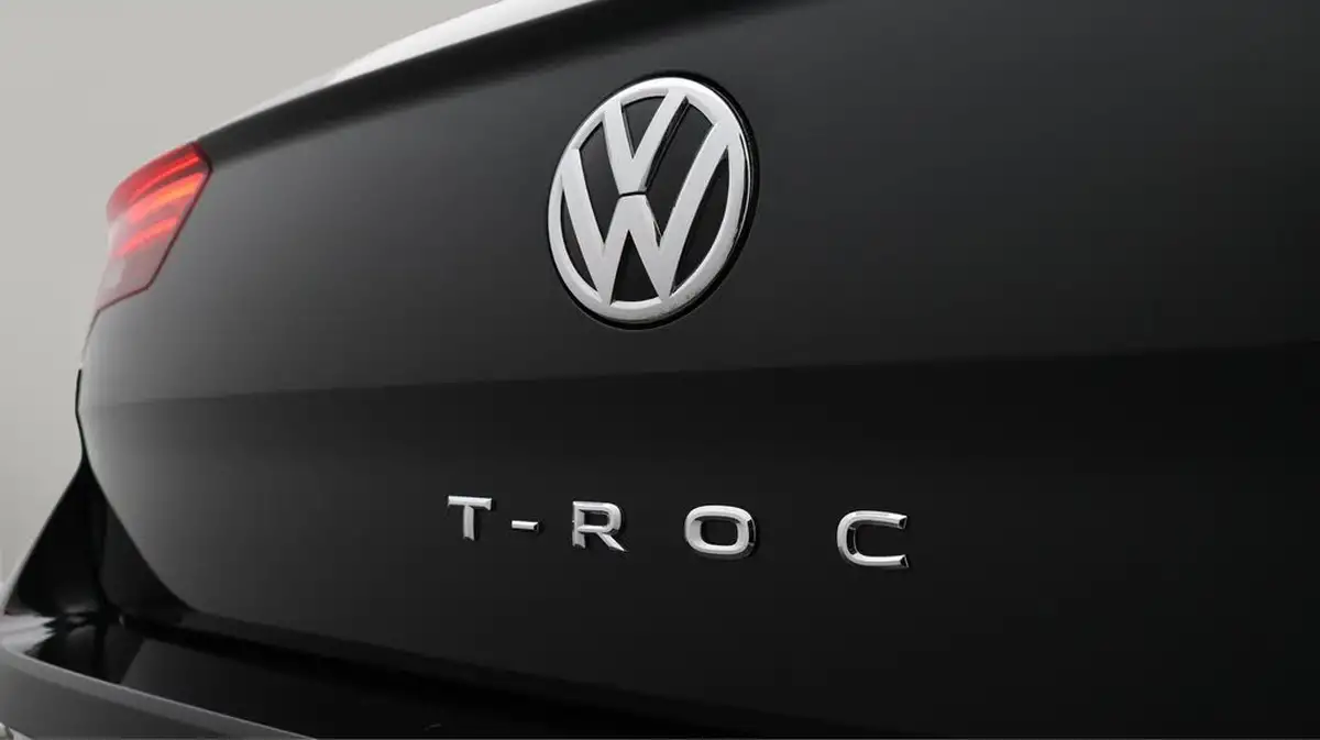 2019-volkswagen-t-roc-15-tsi-se-big-22