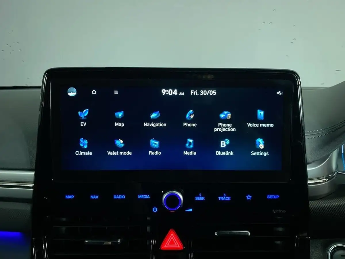 2021-hyundai-ioniq-e-premium-se-electric-100kw-big-28