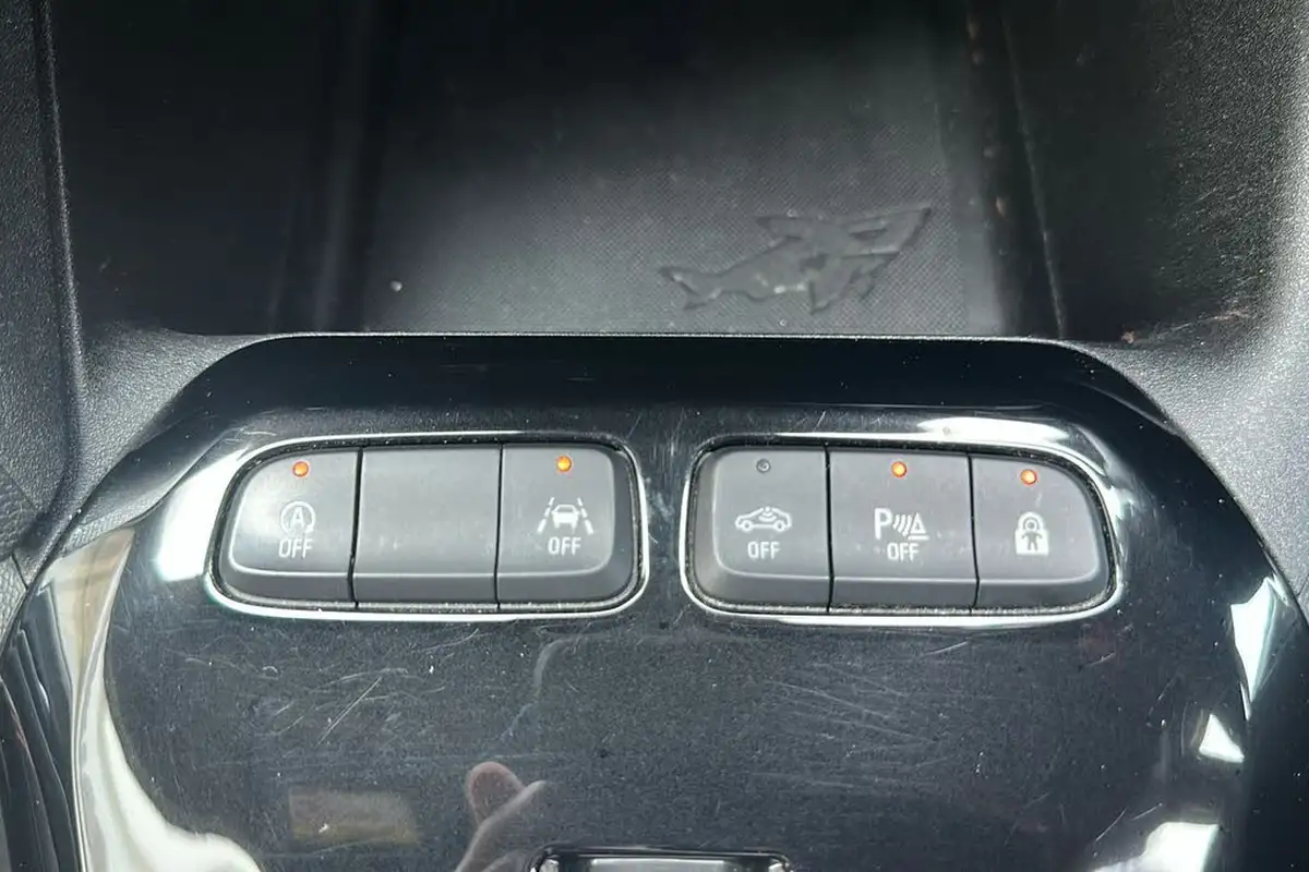 2023-vauxhall-corsa-12-turbo-gs-130ps-auto-big-47