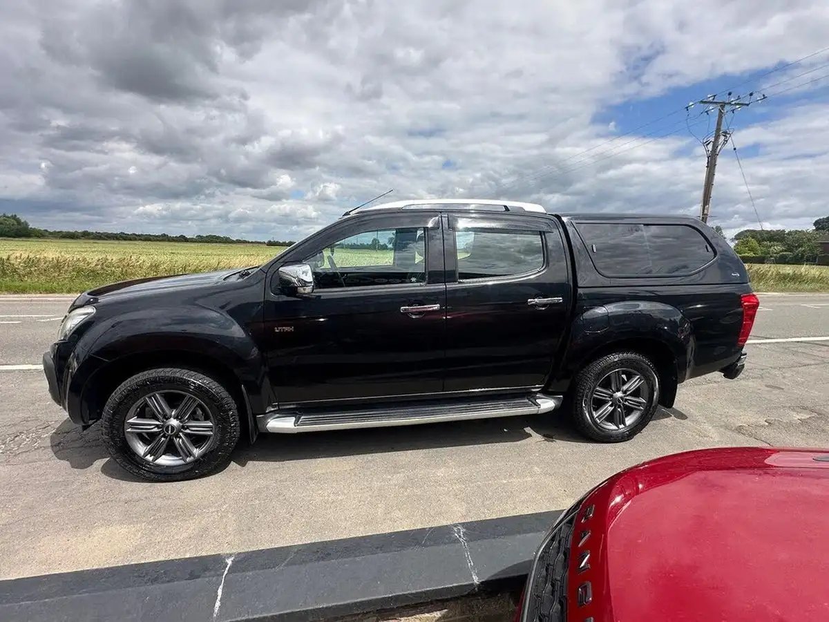 2014-isuzu-d-max-25td-utah-vision-auto-big-7