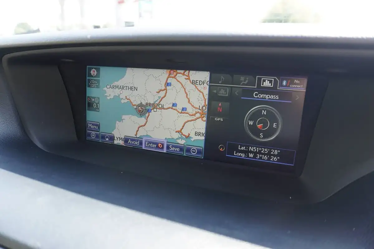 2014-lexus-gs-300h-25-premier-big-4
