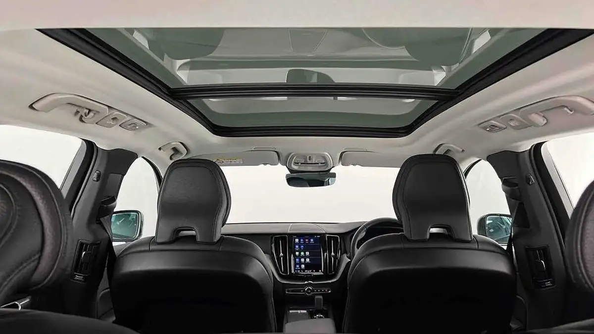 2023-volvo-xc60-20-b5-plus-big-48