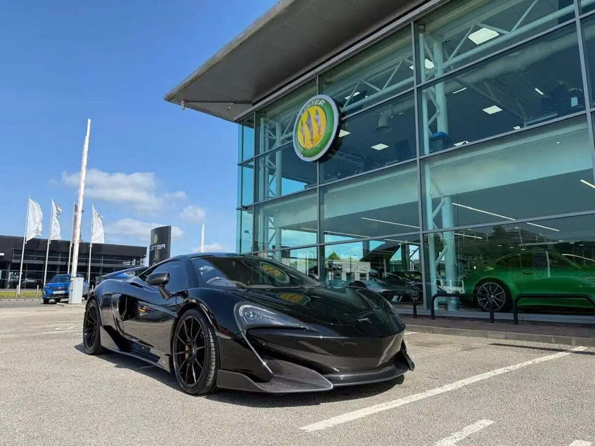 2019-mclaren-600lt-38-big-0