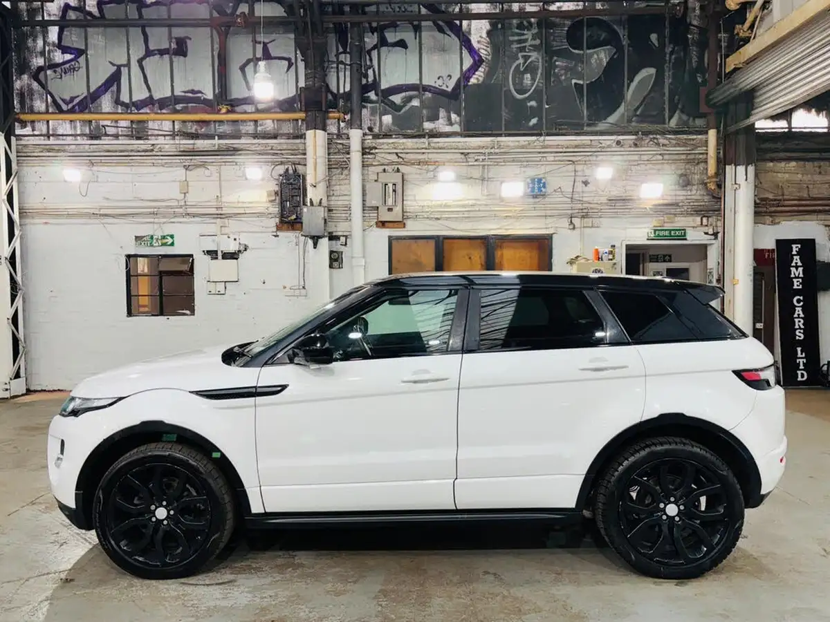 2015-land-rover-range-rover-evoque-22sd4-dynamic-hatchback-5d-auto-big-8