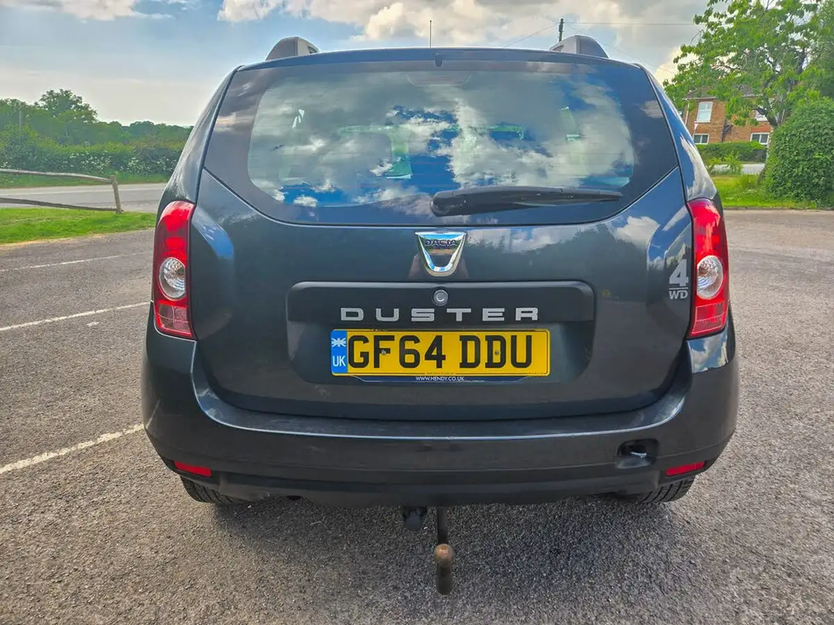 2014-dacia-duster-15d-ambiance-109bhp-4x4-big-12