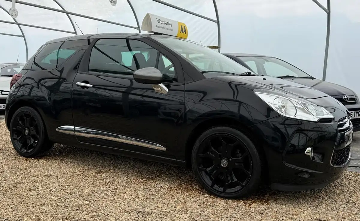 2013-citroen-ds3-16-dstyle-plus-vti-big-10