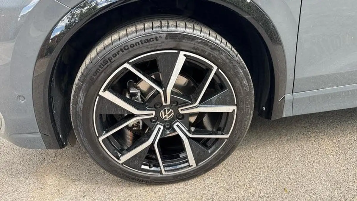 2024-volkswagen-tiguan-15-etsi-r-line-big-9