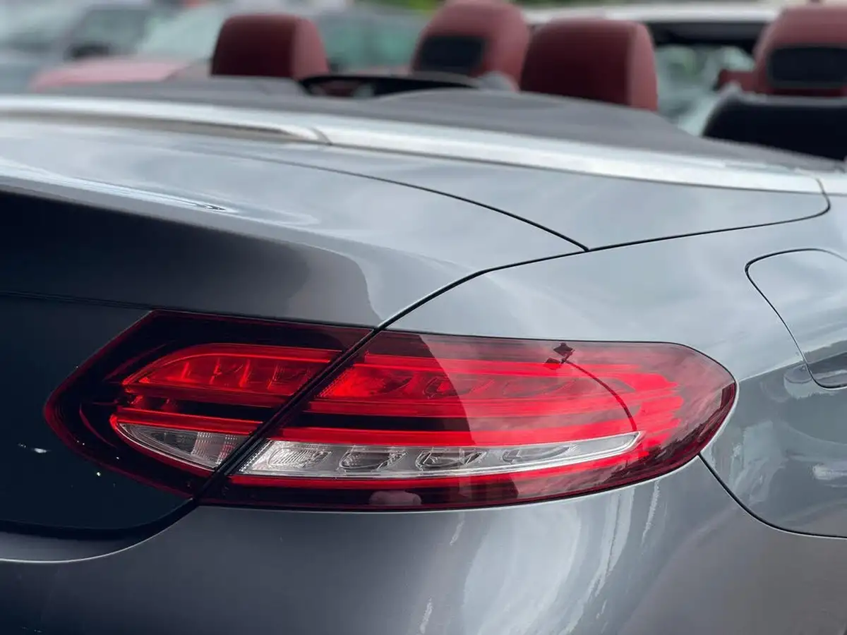 2018-mercedes-benz-c-class-15-c200-amg-line-ss-cabriolet-2d-big-52