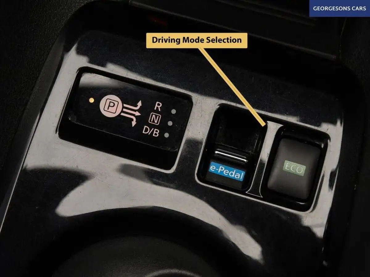 2022-nissan-leaf-e-e-n-connecta-big-23