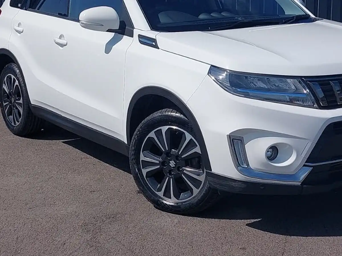 2022-suzuki-vitara-14-boosterjet-sz5-allgrip-big-8