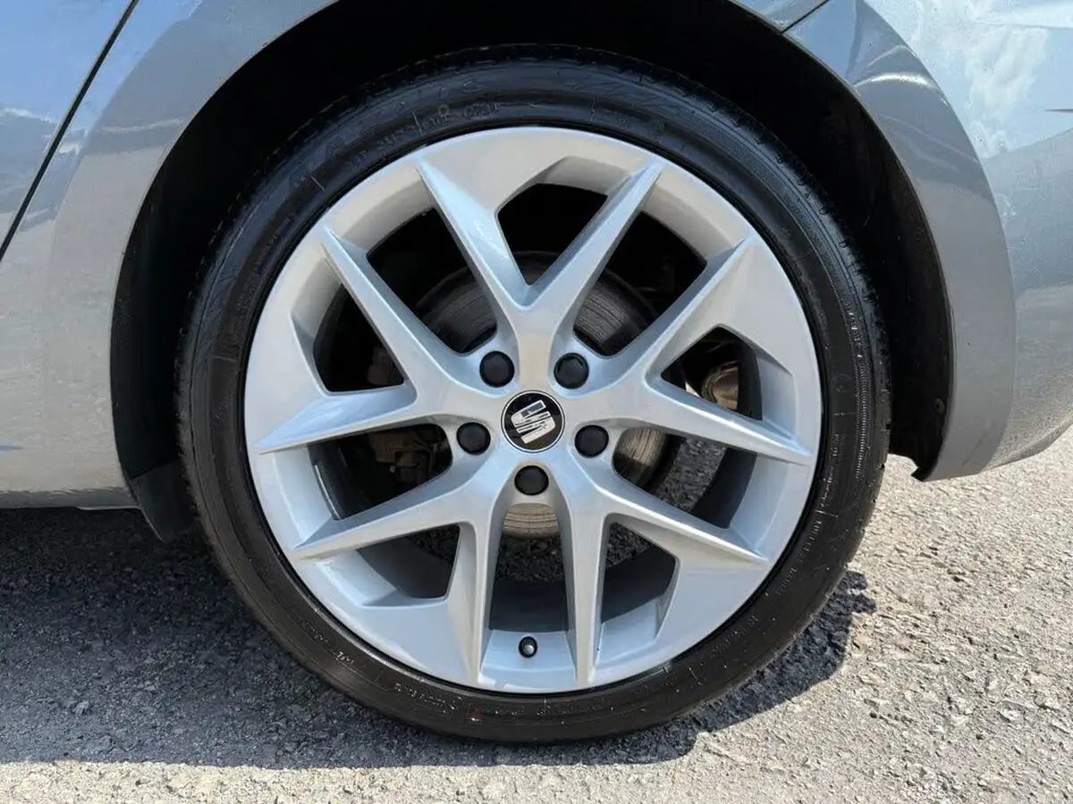 2018-seat-leon-20tdi-fr-technology-184ps-hatchback-5d-dsg-big-12