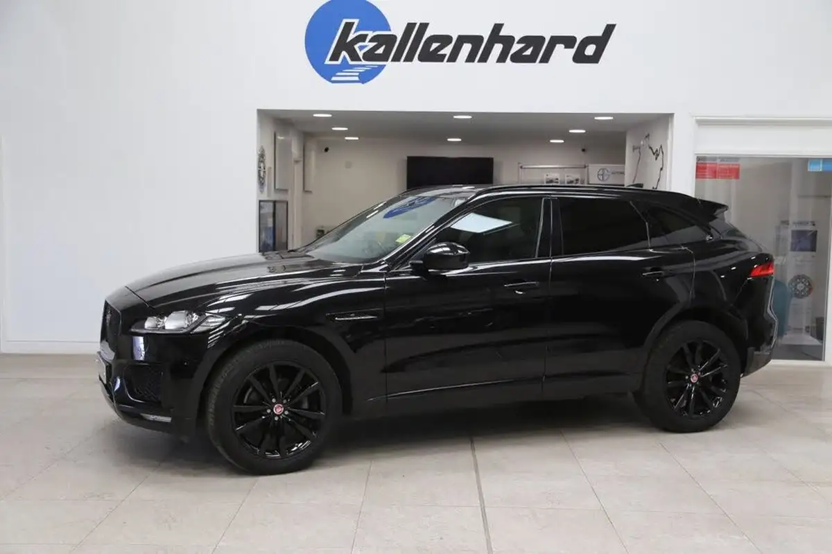 2020-jaguar-f-pace-20-i4d-chequered-flag-180ps-big-1