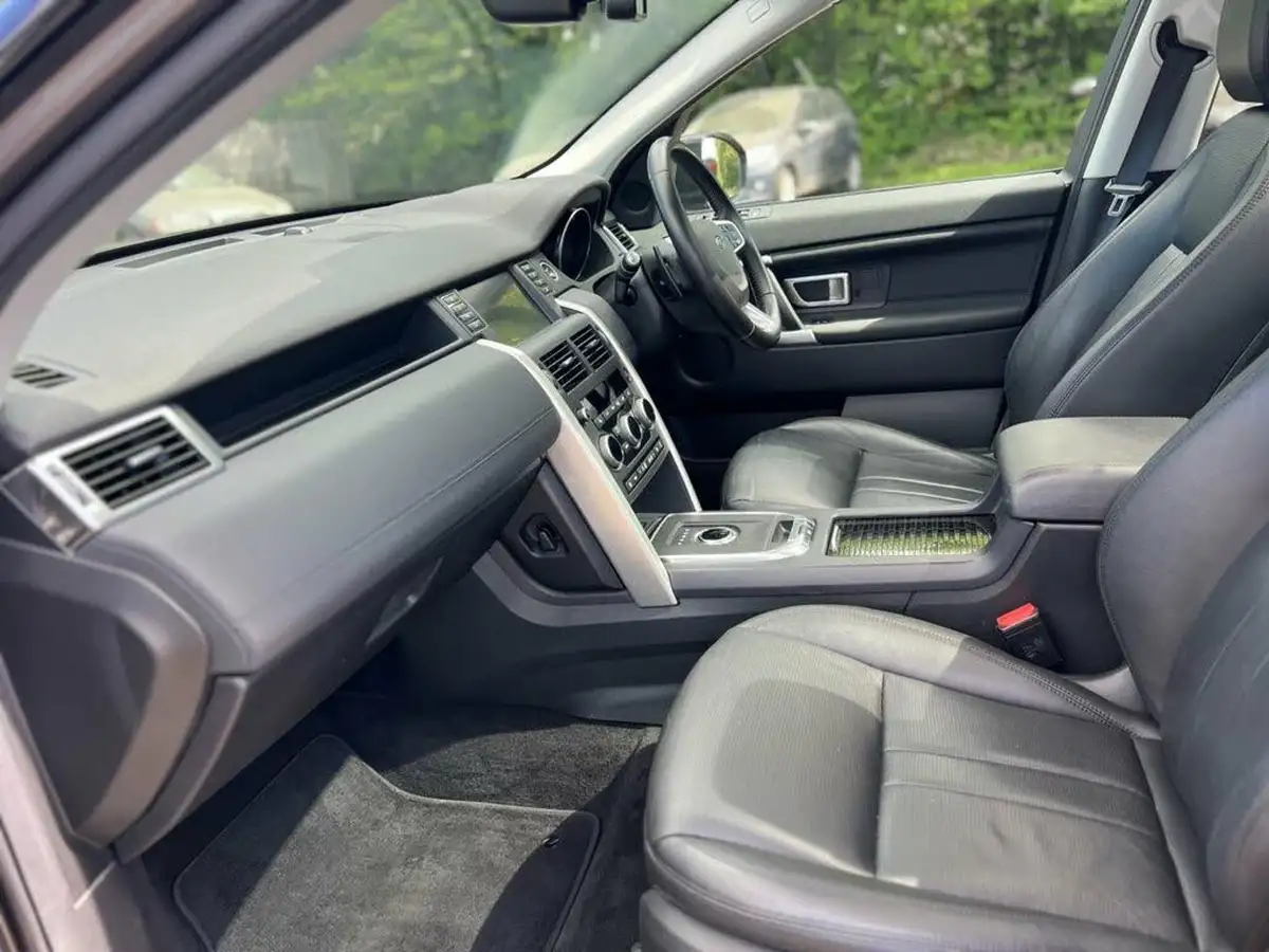 2019-land-rover-discovery-sport-20-si4-hse-big-19