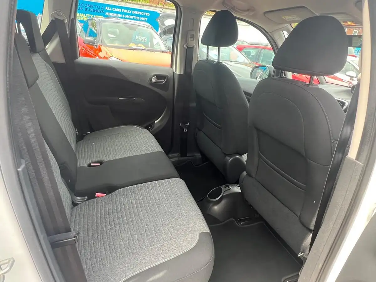 2016-citroen-c3-picasso-16bluehdi-edition-big-4