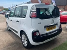 2016-citroen-c3-picasso-16bluehdi-edition-small-15