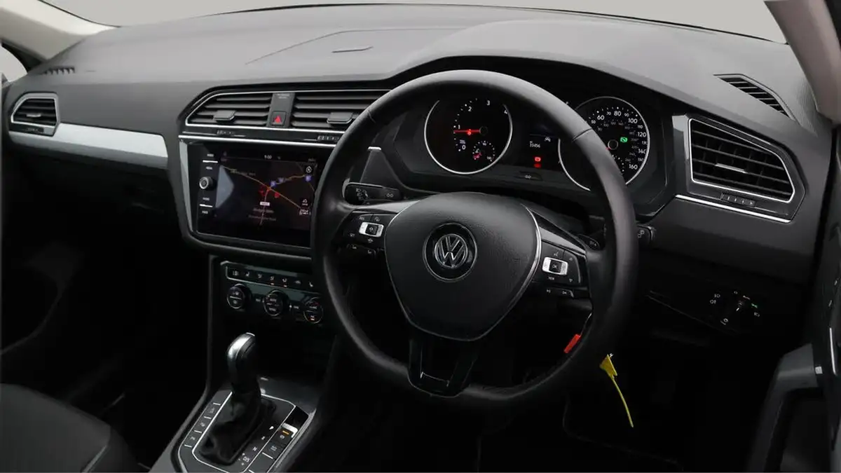2020-volkswagen-tiguan-20tdi-match-150ps-dsg-big-9