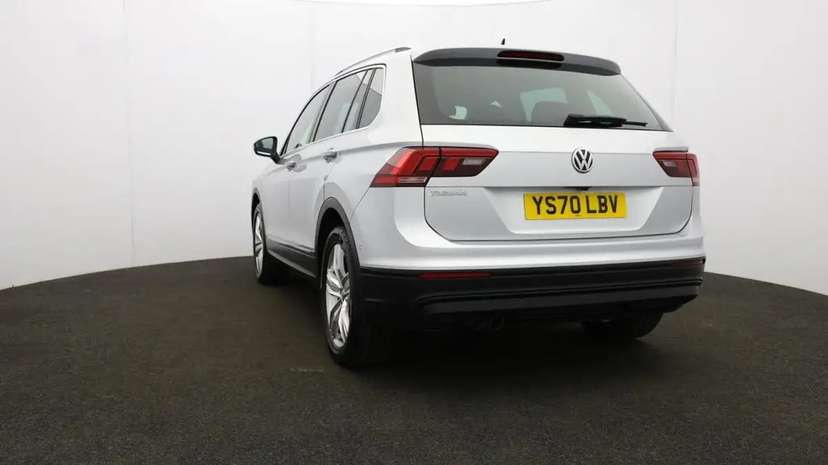 2020-volkswagen-tiguan-20tdi-match-150ps-dsg-big-33