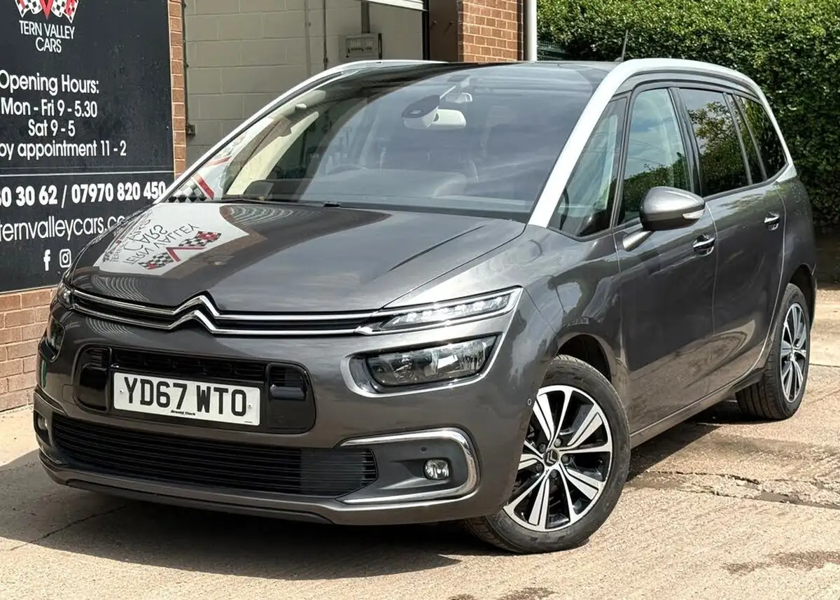 2017-citroen-grand-c4-picasso-16bluehdi-flair-big-12