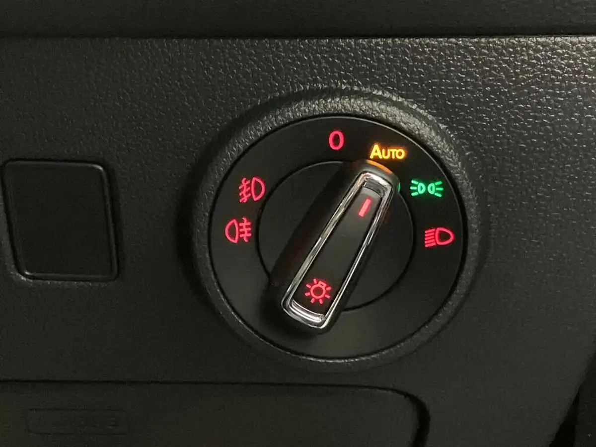 2019-seat-ateca-20tdi-xcellence-lux-150ps-ss-1968cc-dsg-big-39