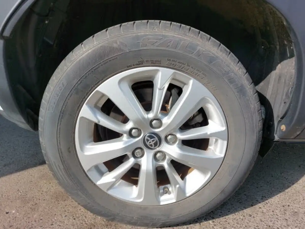 2022-toyota-yaris-cross-15-vvt-i-icon-big-11