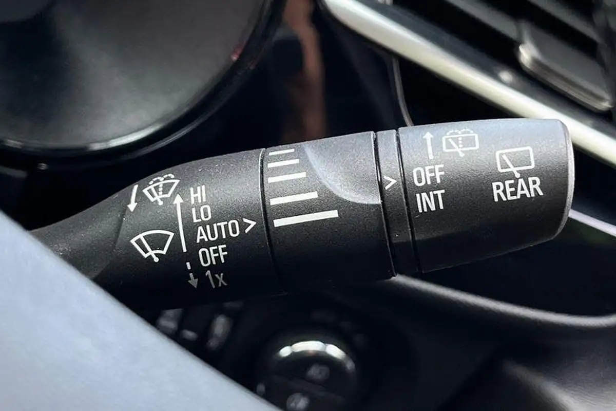 2020-vauxhall-corsa-12-turbo-elite-nav-premium-big-14