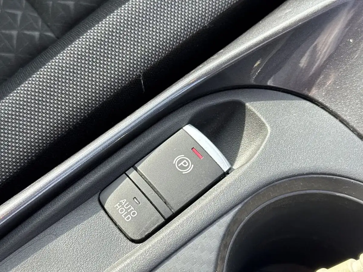 2021-nissan-juke-10-dig-t-n-connecta-dct-big-27