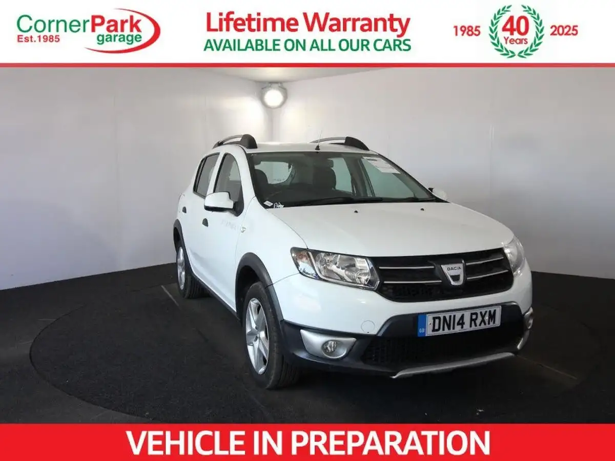 2013-dacia-sandero-stepway-09-laureate-big-0