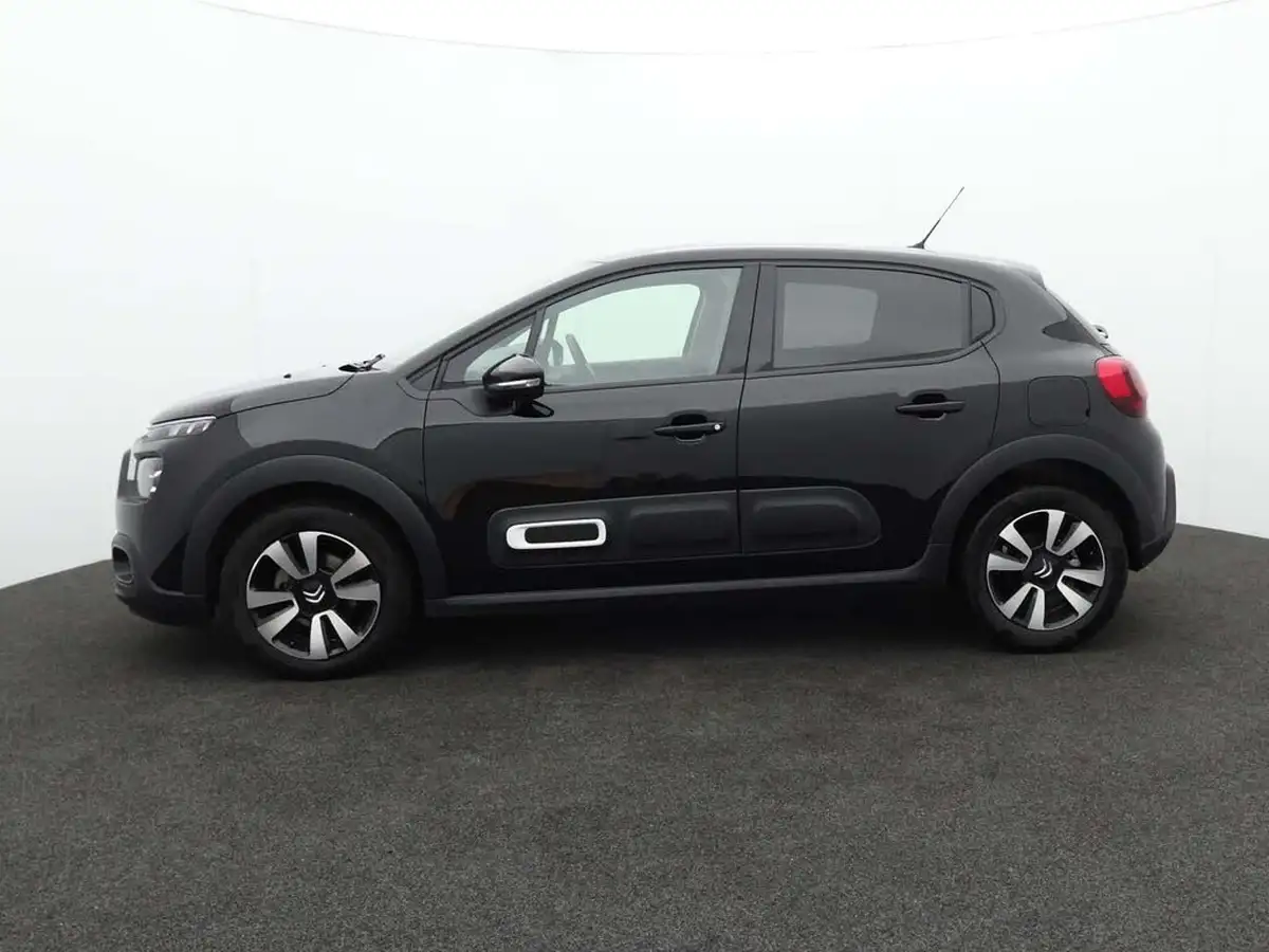 2024-citroen-c3-12-puretech-plus-110ps-eat6-big-4