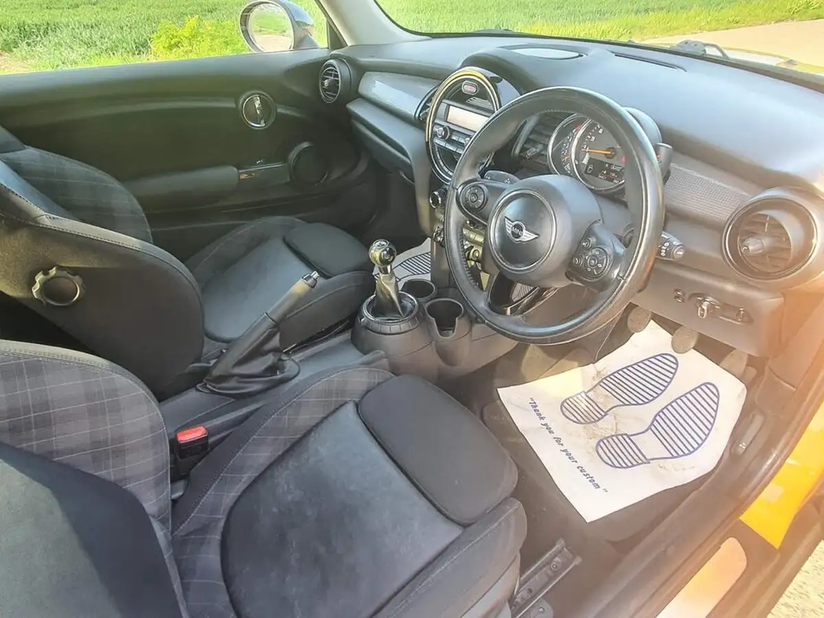 2016-mini-cooper-15td-cooper-d-ss-hatchback-3d-big-11