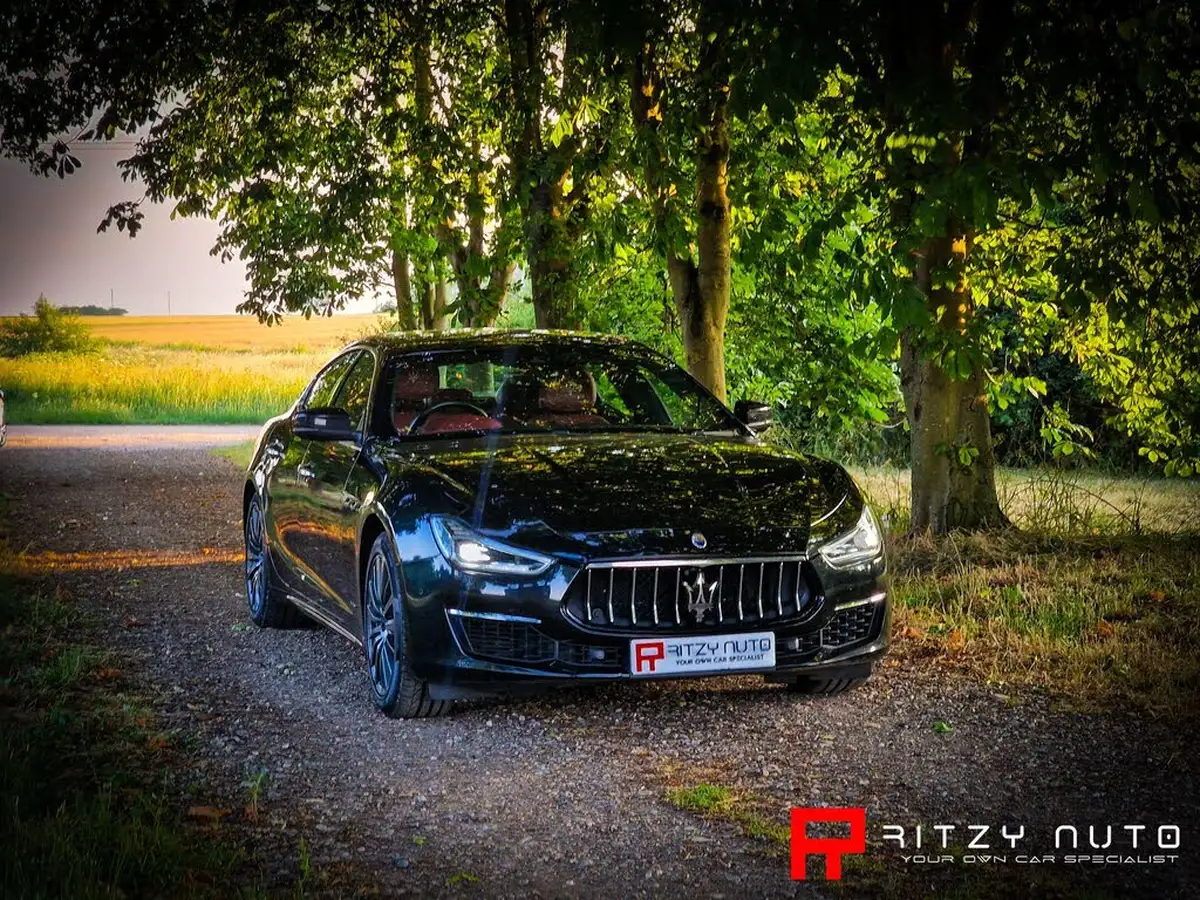 2017-maserati-ghibli-30-s-granlusso-ss-big-36