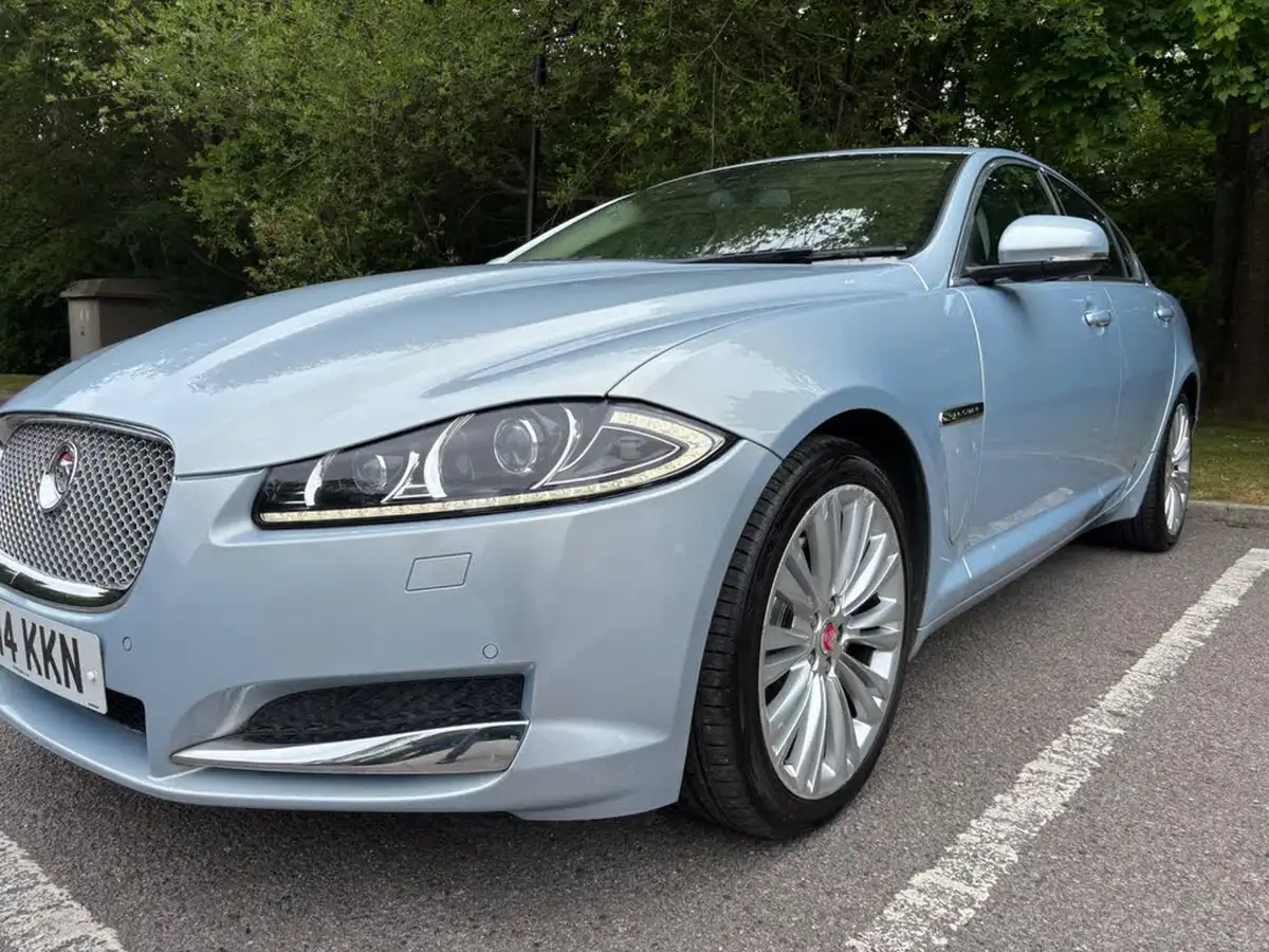 2014-jaguar-xf-30td-portfolio-saloon-4d-big-21