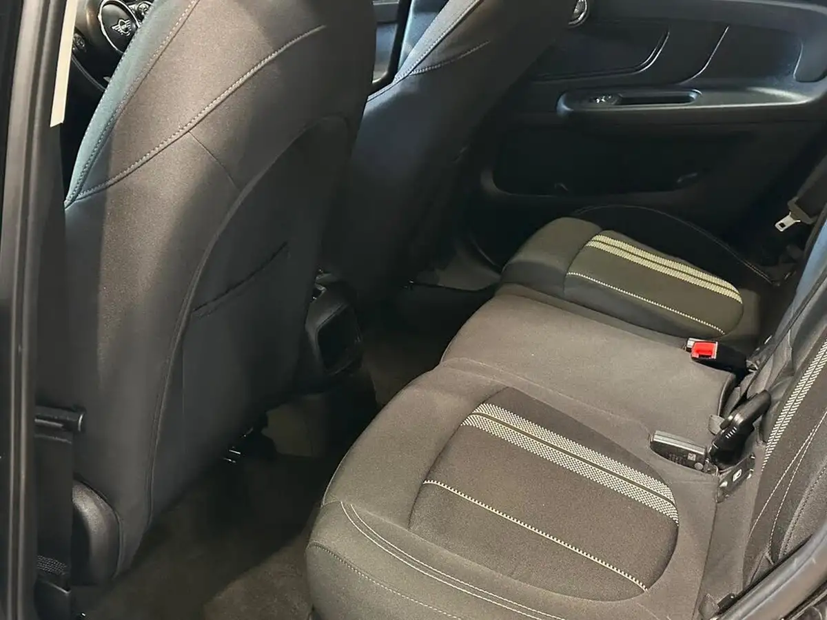 2019-mini-countryman-20-cooper-s-classic-auto-big-17