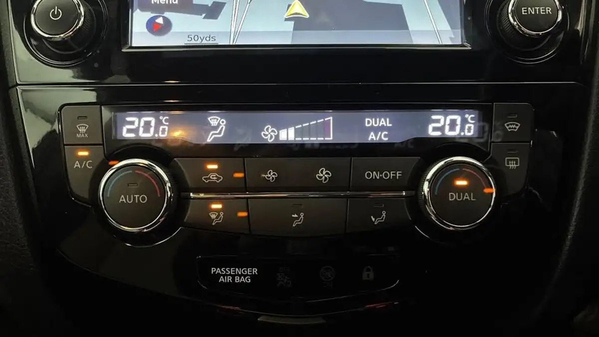 2014-nissan-qashqai-16dci-premier-limited-edition-big-10