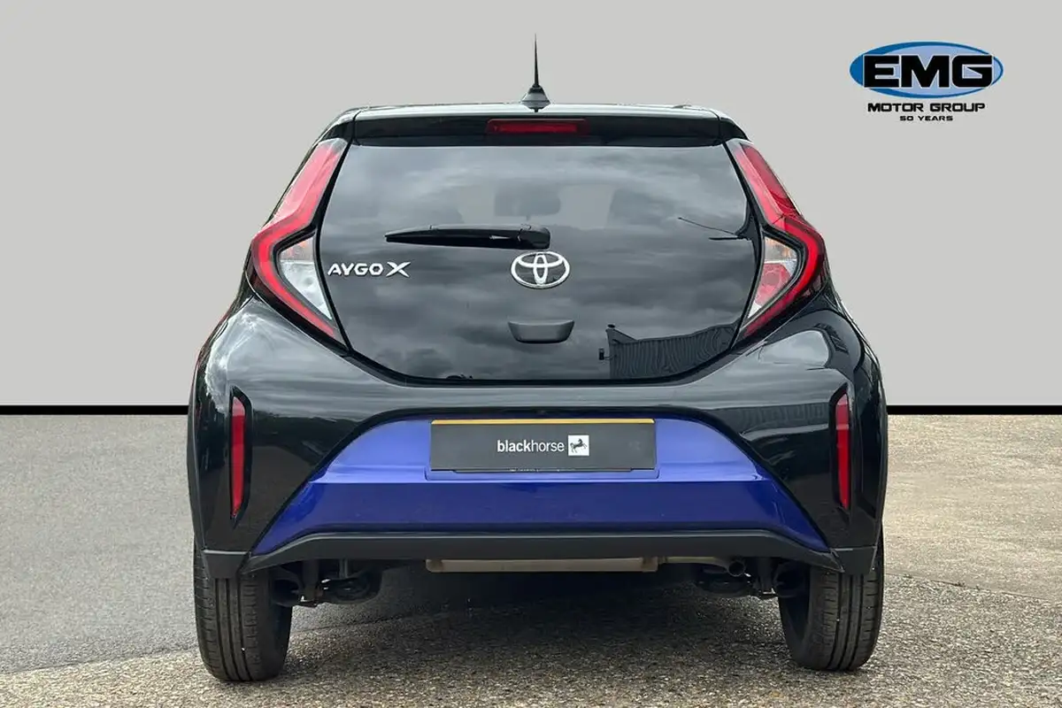 2022-toyota-aygo-x-10-vvt-i-edge-big-5