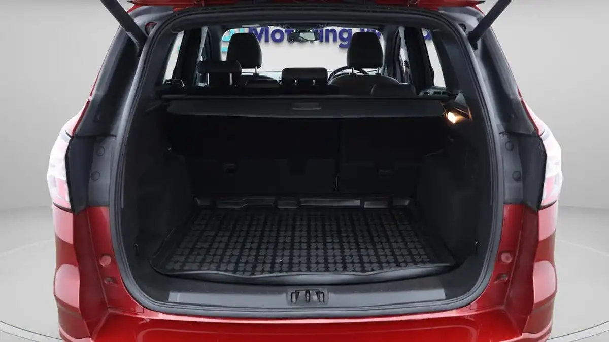 2018-ford-kuga-20tdci-st-line-150ps-big-17