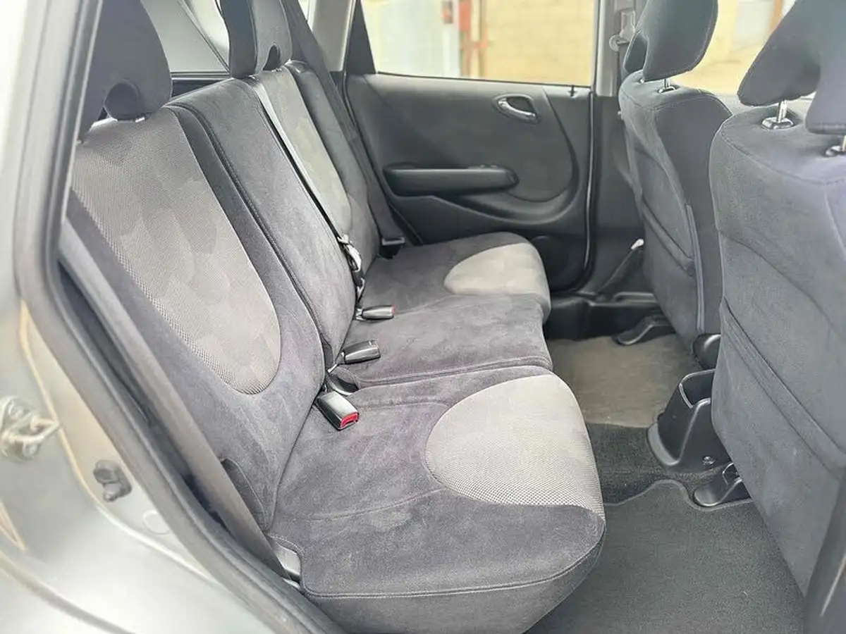 2007-honda-jazz-14-sport-cvt-7-big-19