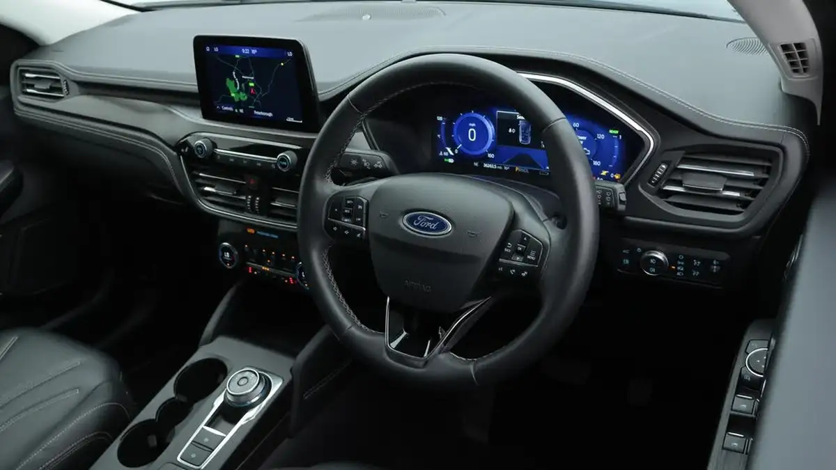 2022-ford-kuga-25t-vignale-225ps-phev-big-9
