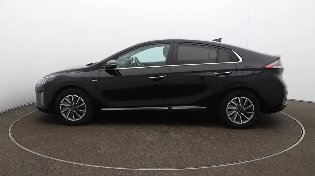 2021-hyundai-ioniq-e-premium-se-electric-100kw-big-59