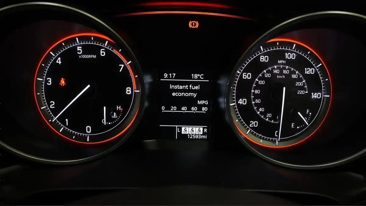 2023-suzuki-swift-12-dualjet-sz-l-big-12