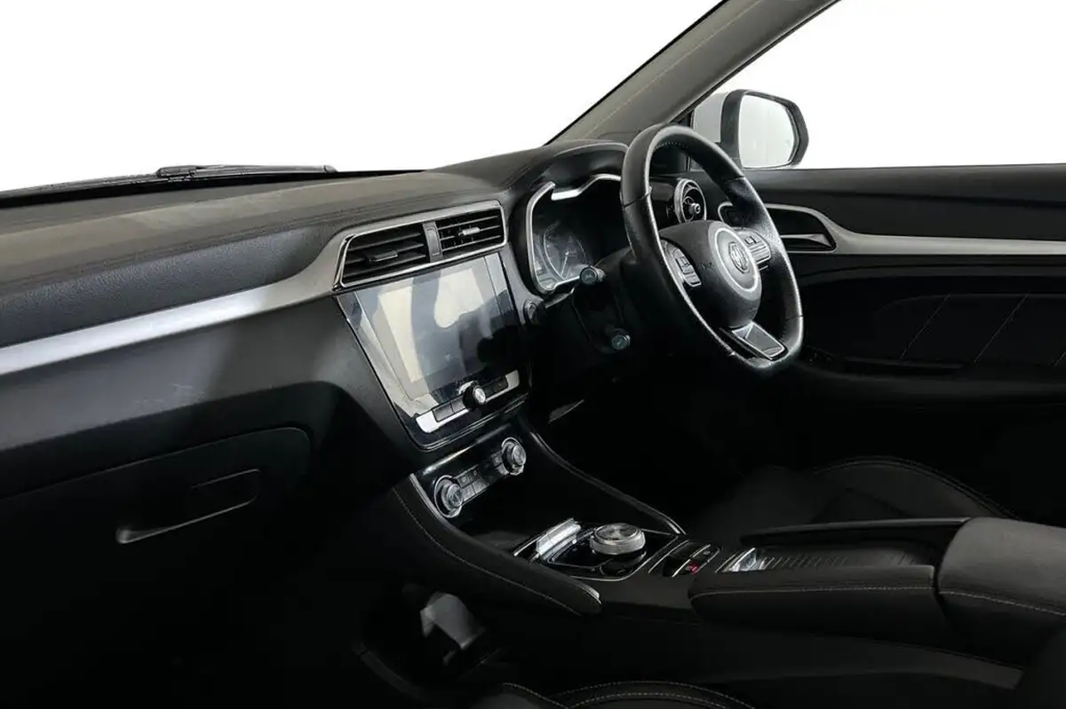 2021-mg-zs-suv-e-exclusive-ev-big-10