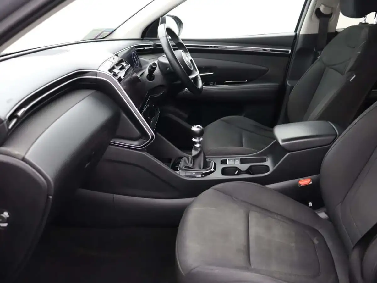 2022-hyundai-tucson-16-t-gdi-se-connect-150ps-big-12