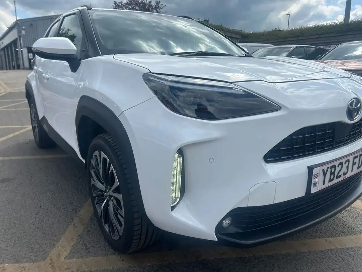 2023-toyota-yaris-cross-15-vvt-i-excel-awd-i-big-23