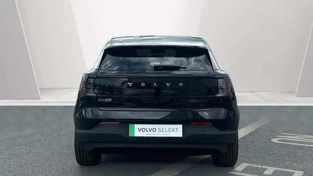 2025-volvo-ex30-e-single-motor-ultra-big-6