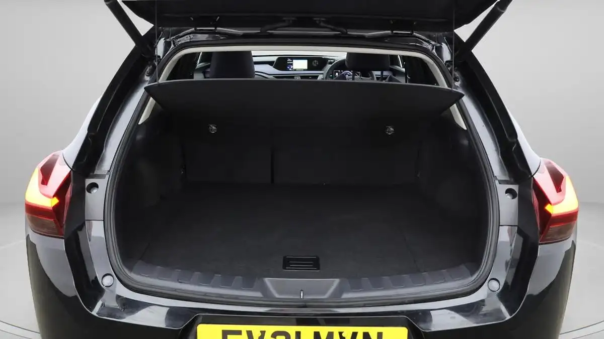 2021-lexus-ux-250h-20-ux-184bhp-premium-plus-packsun-e-four-big-26