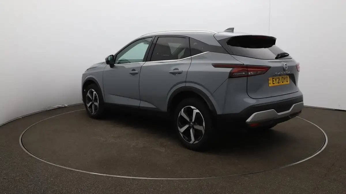 2021-nissan-qashqai-13-dig-t-premiere-edition-140ps-big-64