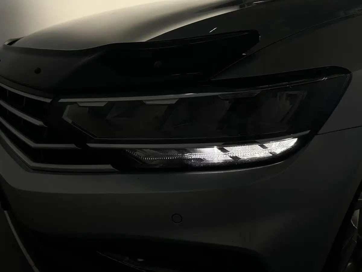 2019-volkswagen-passat-20tdi-r-line-190ps-scr-estate-5d-dsg-big-45