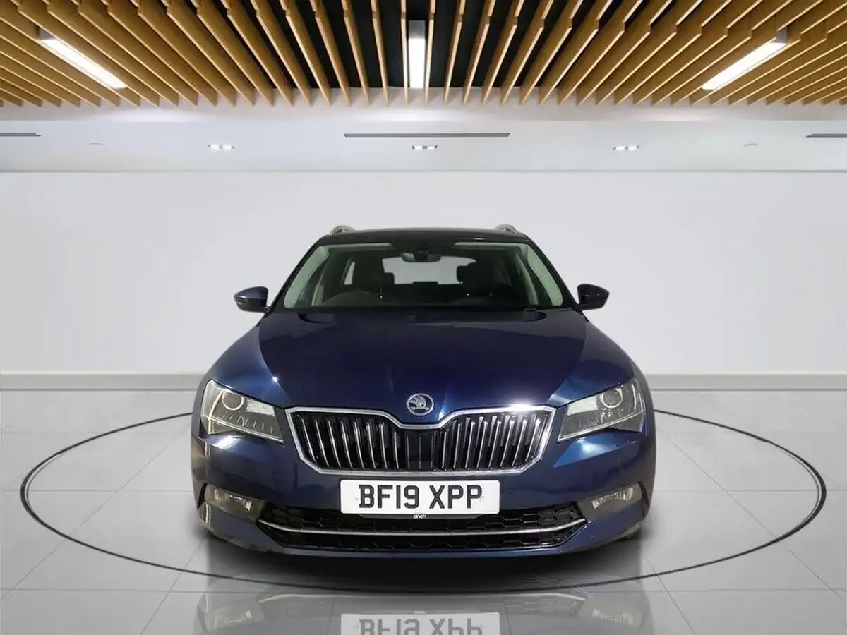 2019-skoda-superb-20tdi-se-l-executive-150ps-estate-dsg-big-1