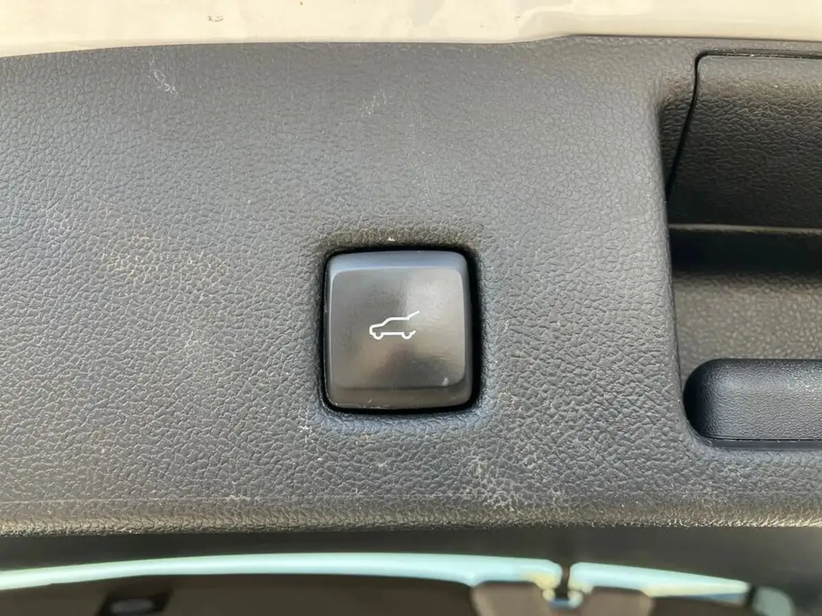 2022-ford-kuga-25t-st-line-x-edition-225ps-phev-big-30