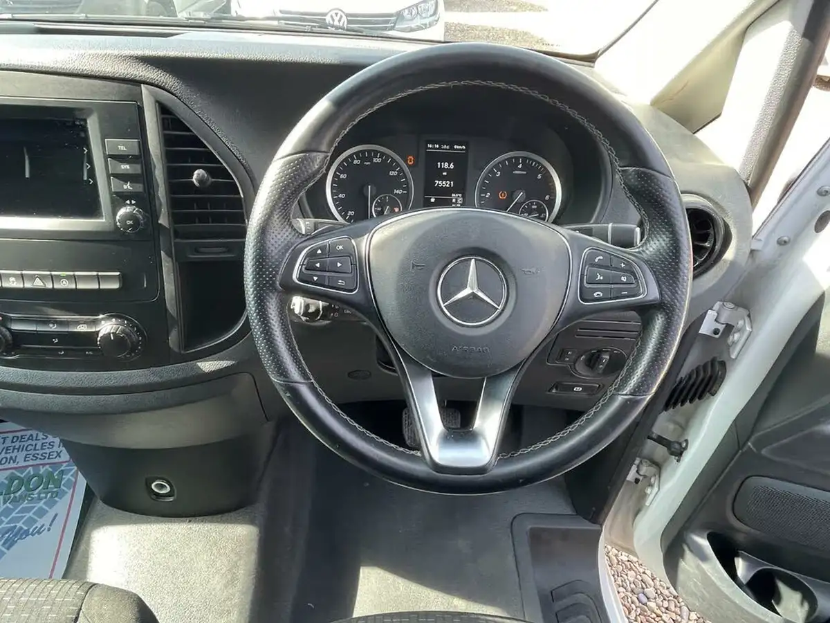 2021-mercedes-benz-vito-20cdi-114-progressive-l2-134bhpeu6dt-panel-1749cc-9g-tronic-big-10