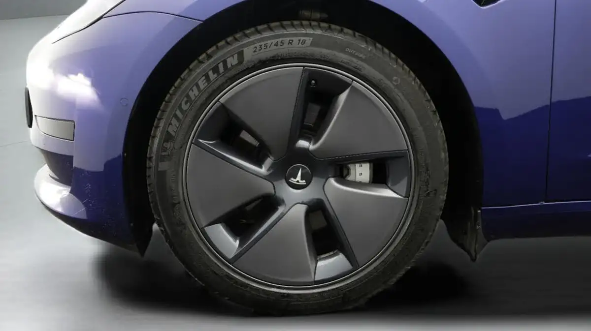 2021-tesla-model-3-e-standard-plus-big-28